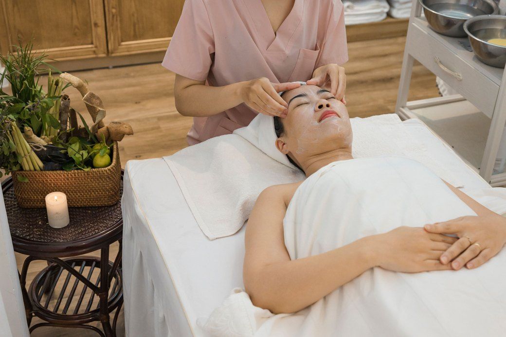 Số lịch đặt trước của mỗi nơi là thứ quyết định ngày đó cần bao nhiêu thợ.