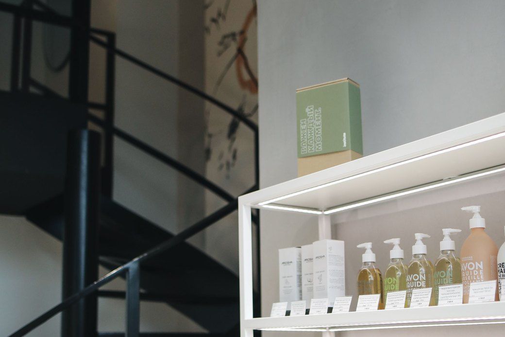 Quản lý kho mỹ phẩm cho spa: 5 cách để không bao giờ hết hàng giữa ca