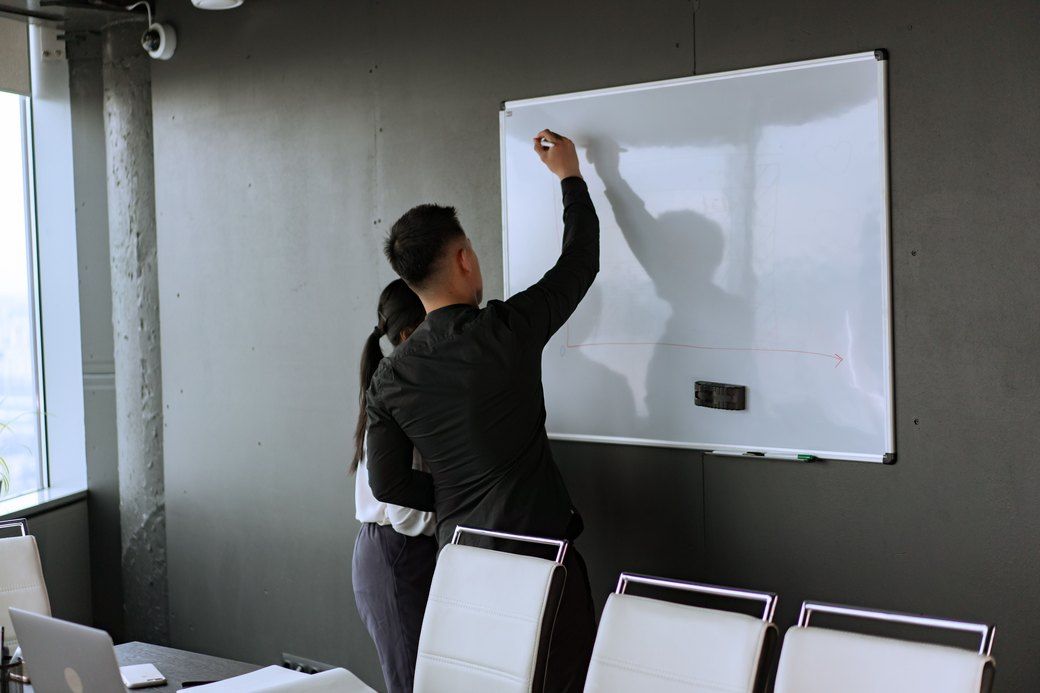 Một giải pháp thiết kế riêng được dựng theo đúng các bước bạn vốn có, thay vì ép bạn theo một khuôn chuẩn của phần mềm.
